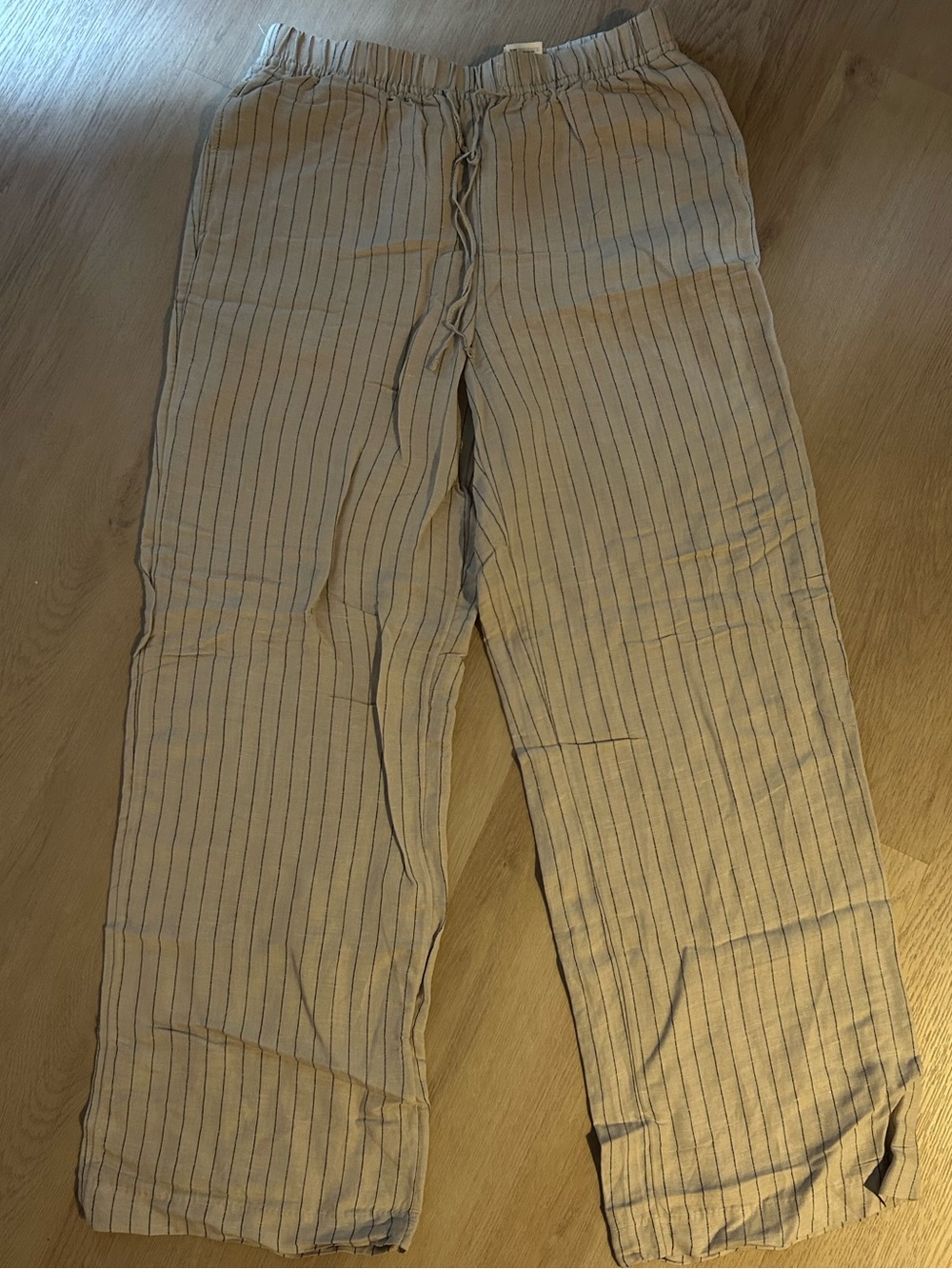 H&M Women's Wide Leg Drawstring Pants in Beige with Navy Pinstripes